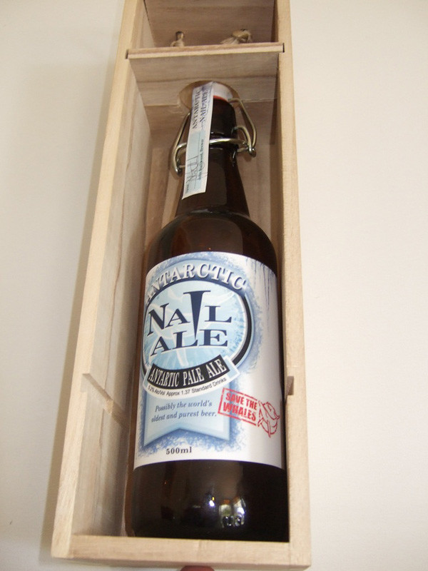 15. Пиво Antarctic Nail Ale.
