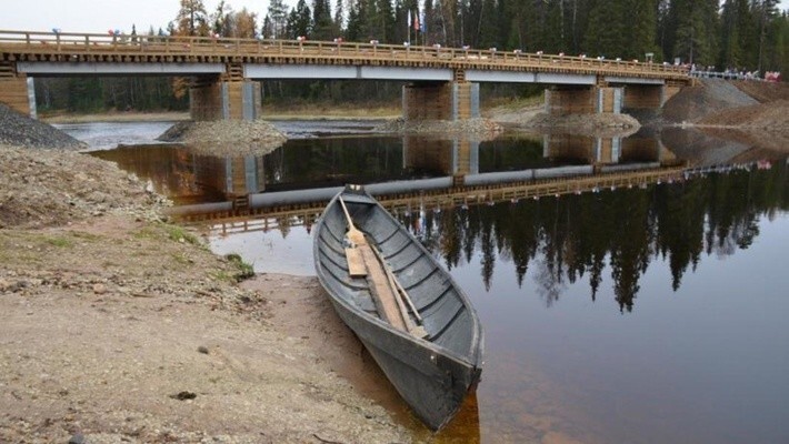 2. Частная компания на собственные средства построила мост в Архангельской области