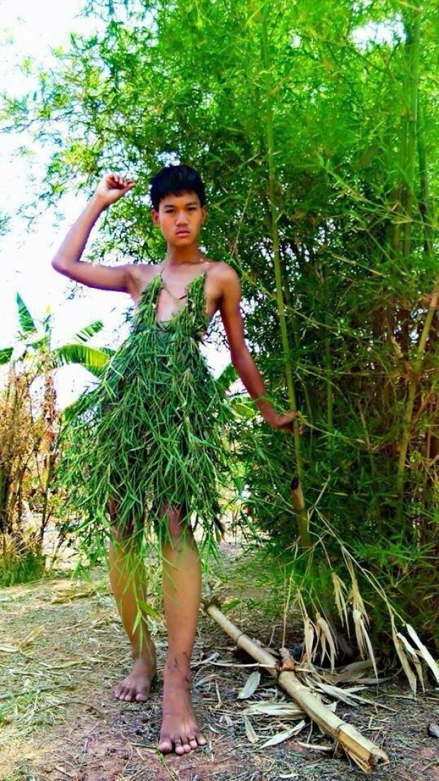 17-летний дизайнер из Тайланда создает наряды из проволоки, еды и цветов