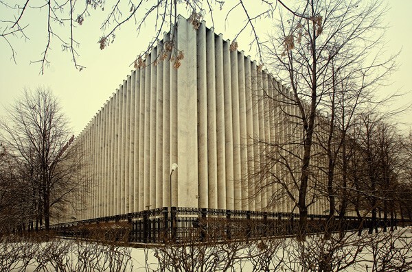 Здание Московского монетного двора на Даниловском валу.
