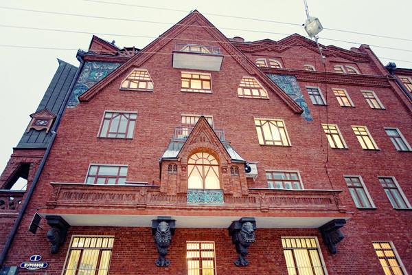 Административное здание в Курсовом переулке. Год постройки - 1905.