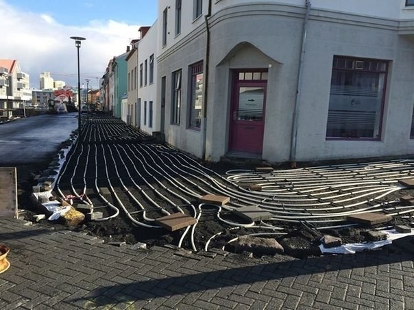 Исландия строят тротуар с подогревом