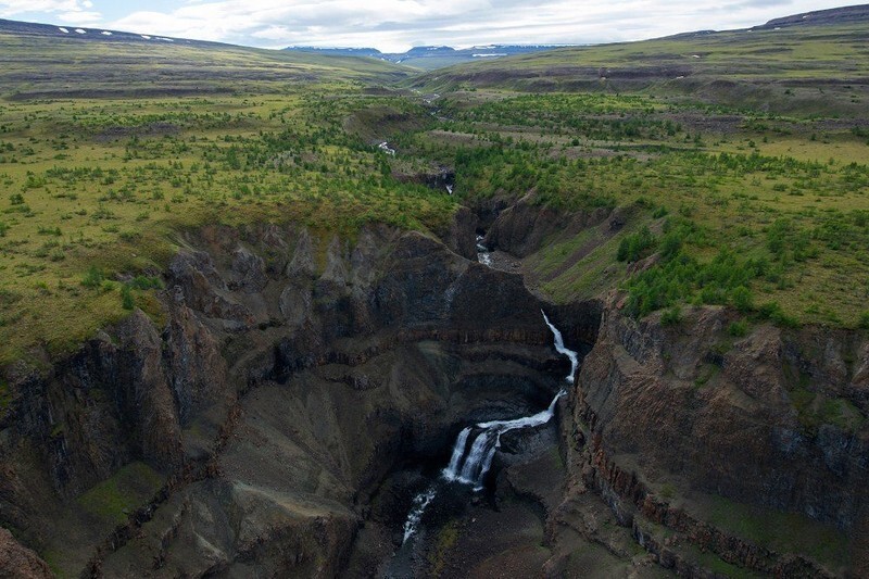 Самый большой водопад в России