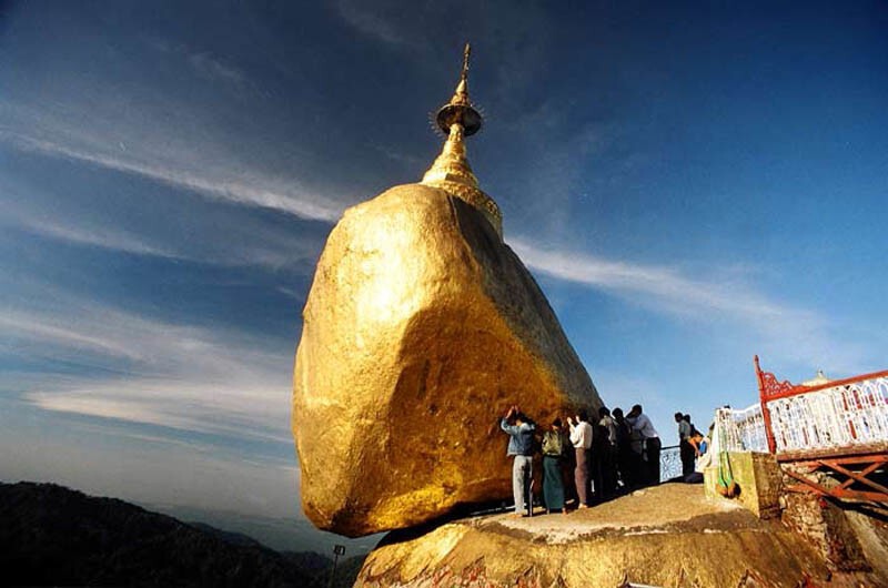 Над пропастью: «Золотой камень» в Мьянме