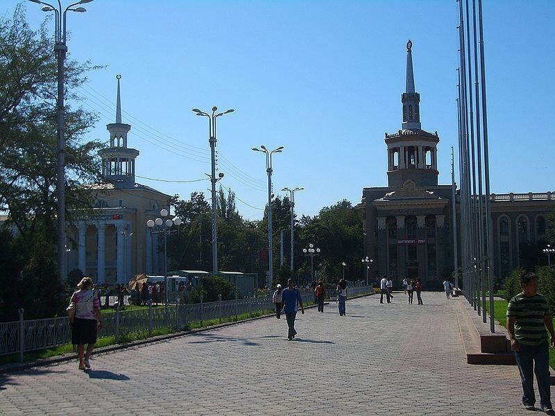 Киргизия. Бишкек. Проспект Чуй 