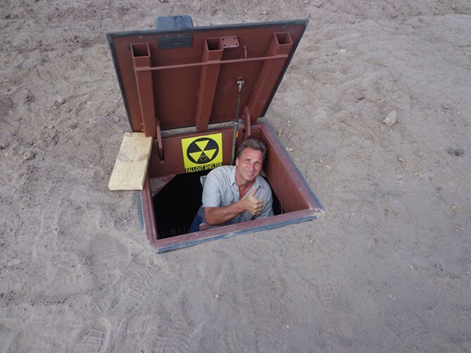 Американец Рон Хаббард, проживающий в Калифорнии, построил роскошный подземный бункер