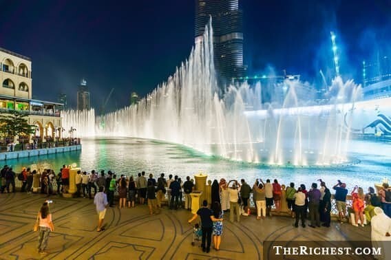Самый большой в мире танцующий фонтан
