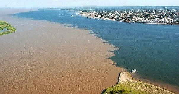 На границе двух водных миров