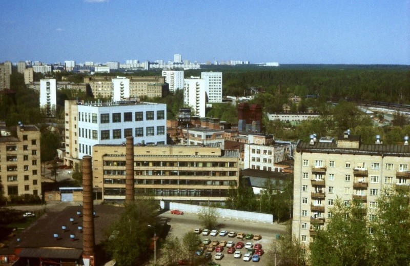 Ул. Касаткина, вид на север. Алексеевский. 1988 год.