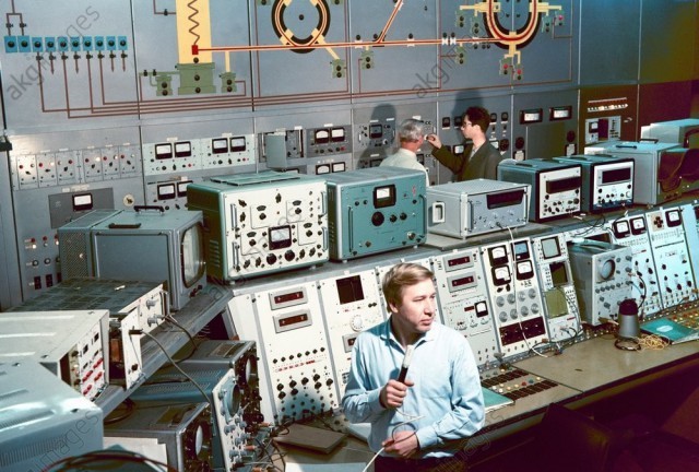 20 Институт ядерной физики в Новосибирске, РИА Новости, 1974 год: 