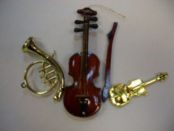 Самые маленькие музыкальные инструменты в мире  