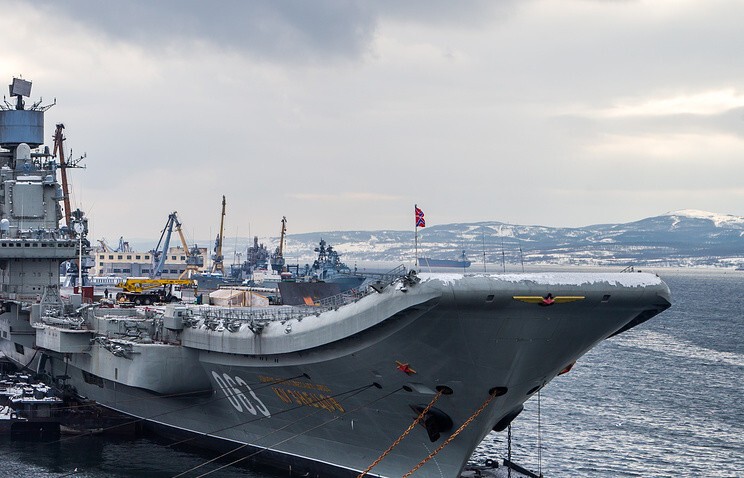 Шойгу: Российская авианосная ударная группа прибыла в Средиземное море