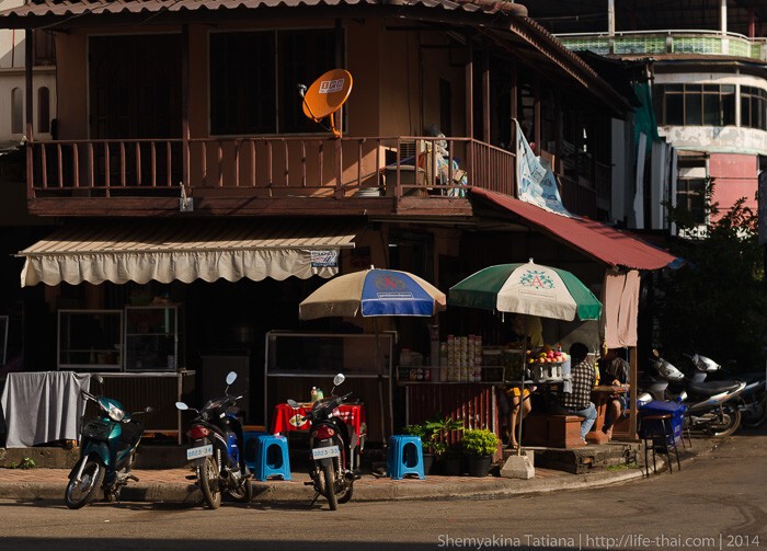 Лаос — страна багетов и миллионеров