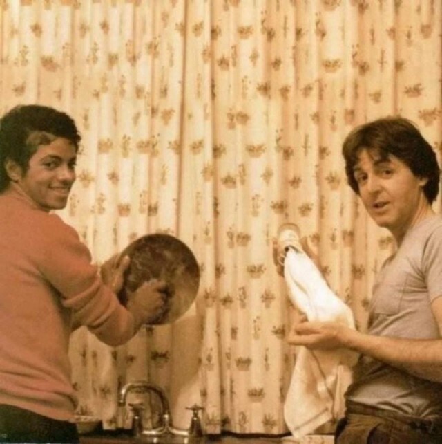 Пол Маккартни и Майкл Джэксон 1983 год 