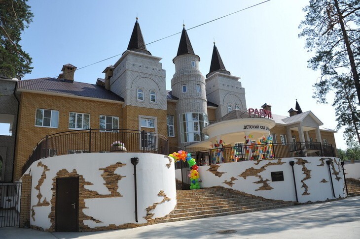 2. Новый детский сад с бассейном, несколькими комнатами отдыха, спортивным залом с тренажерами, открылся в Забайкальском крае
