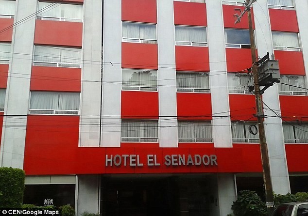 Постояльцы отеля в Мехико неделю жили в номере с трупом под кроватью