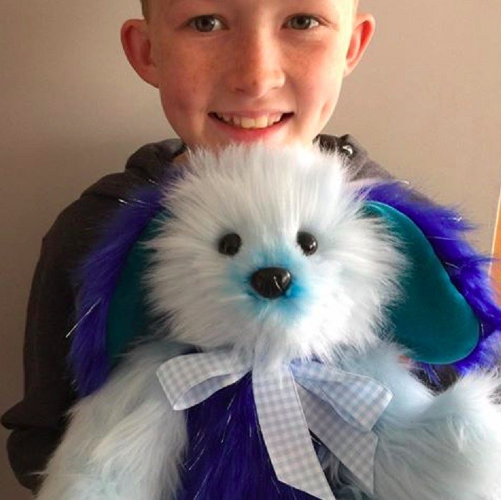 12-летний Кэмпбелл, который подарил больным детям уже более 400 игрушек 
