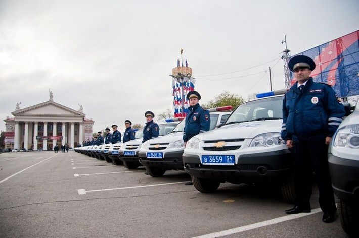 14. Волгоградская полиция получила 30 служебных автомобилей