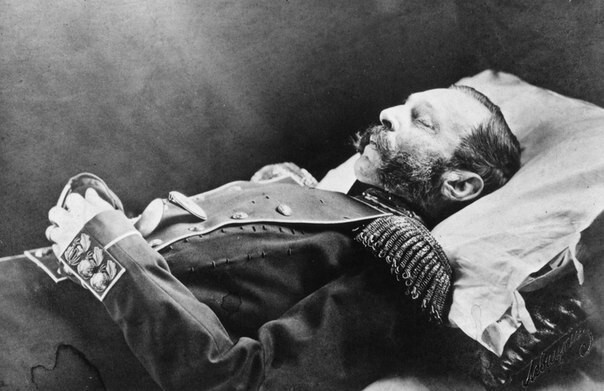 Император Александр II на смертном одре. Санкт-Петербург. Российская империя. Март 1881 года.