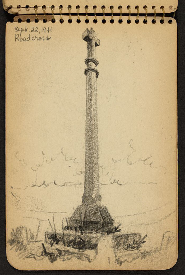 Монумент с крестом наверху. Манш, Франция