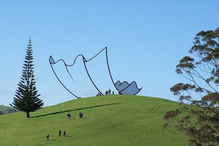 Скульптура в Новой Зеландии будто нарисована