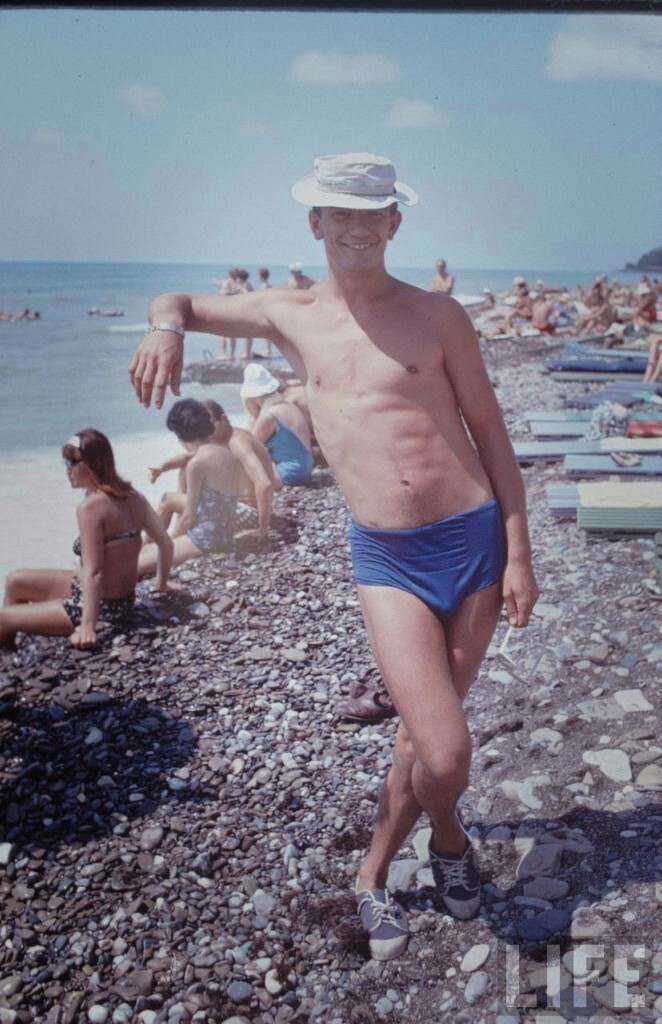На пляже. 1967 год