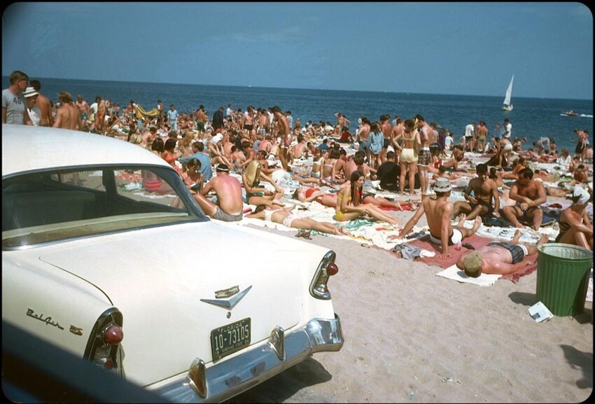 Пляж в районе Форт-Лодердейл, Флорида, 1966 год.