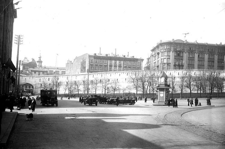 Как уничтожают исторический московский район «Зарядье»