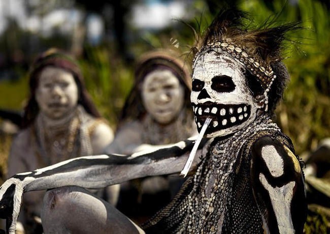 Женщина из Папуа - Новой Гвинеи