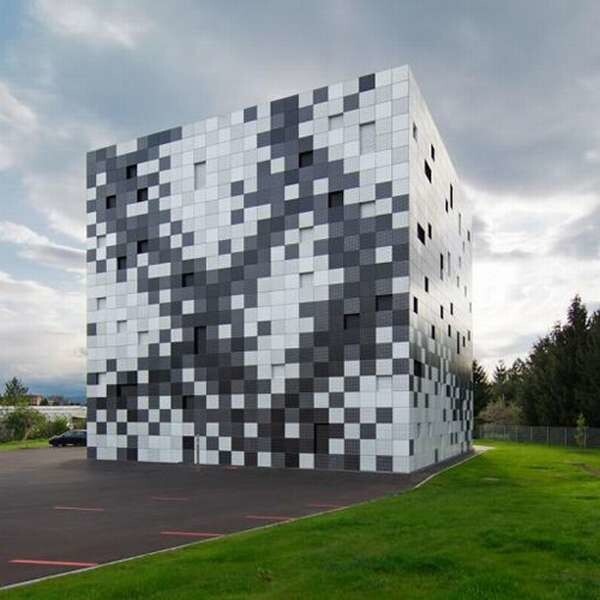 Пиксельный дом SPLITTERWERK