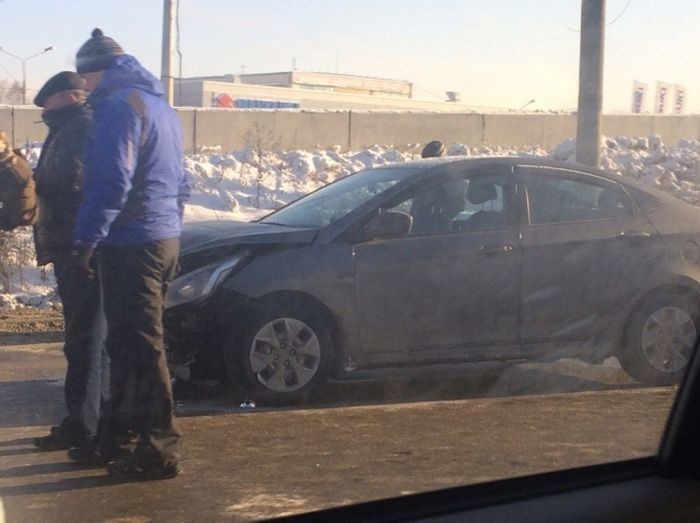В Челябинске в тройном ДТП погиб водитель