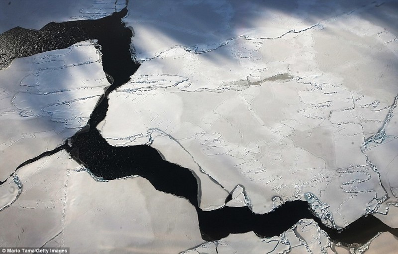 Лед Южного Полюса не растаял с 1900-х: ученые исследовали данные героического века Антарктики