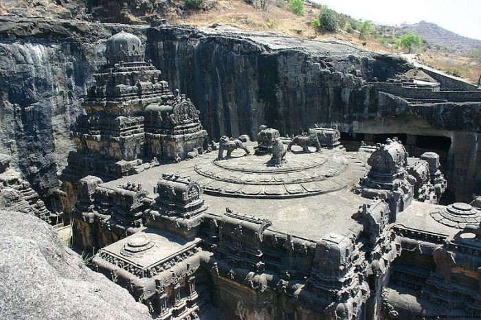 Скальные храмы