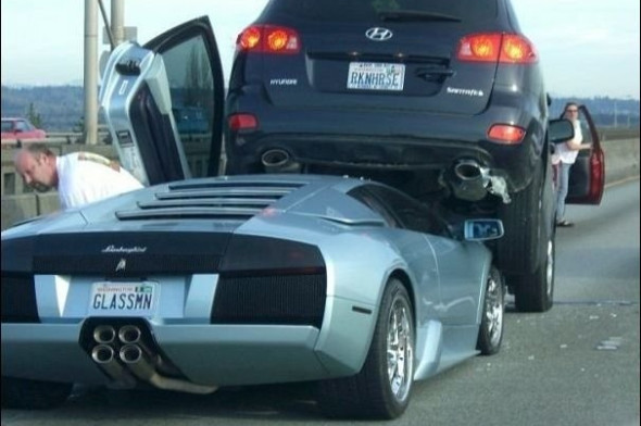 Подборочка смешных и  нелепых авто-аварий