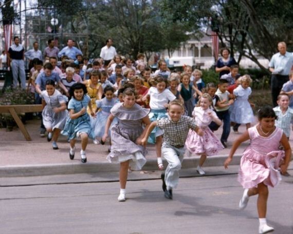 Диснейленд в день своего открытия в 1955 году