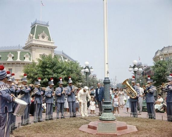Диснейленд в день своего открытия в 1955 году