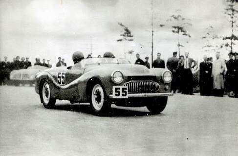 Автомобиль Москвич-404-Спорт (1954). Конструктор И. Гладилин Фото В.Хватова