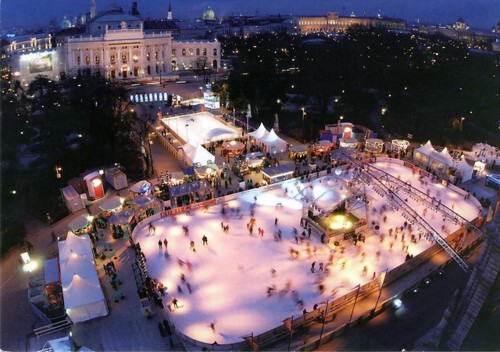 В Москве открылся самый большой каток в Европе 