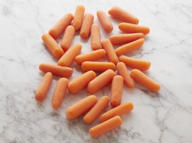 Маленькая морковь 28 штук = 100 калорий 