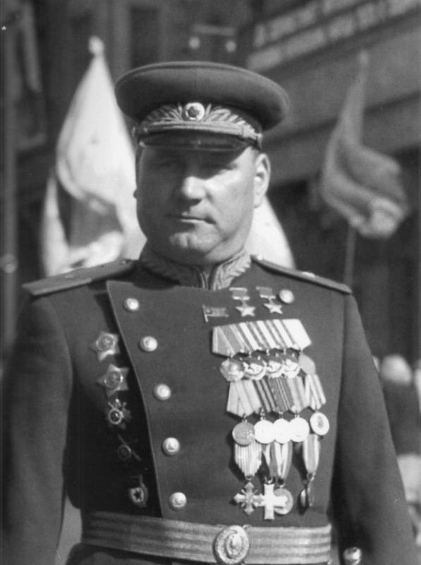 Маршал Советского Союза Иван Игнатьевич Якубовский