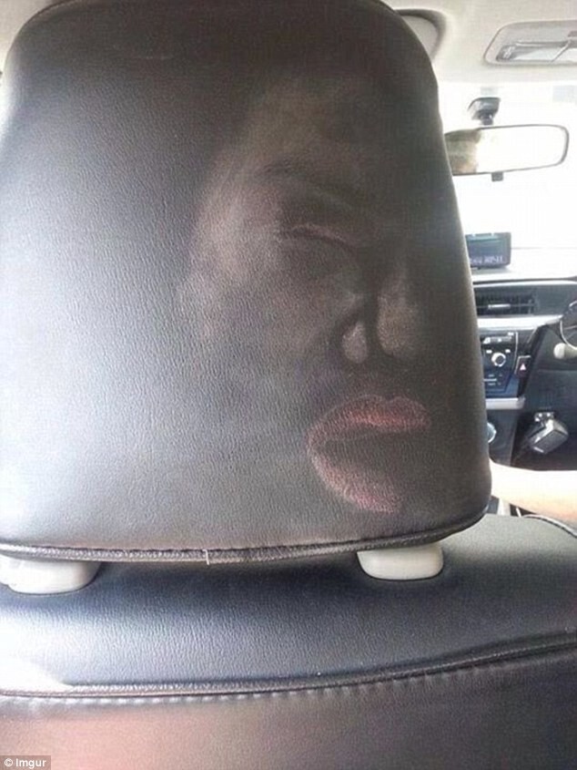 "Закрепляющий спрей не помог": женщина оставила отпечаток лица на сиденье автомобиля в аварии