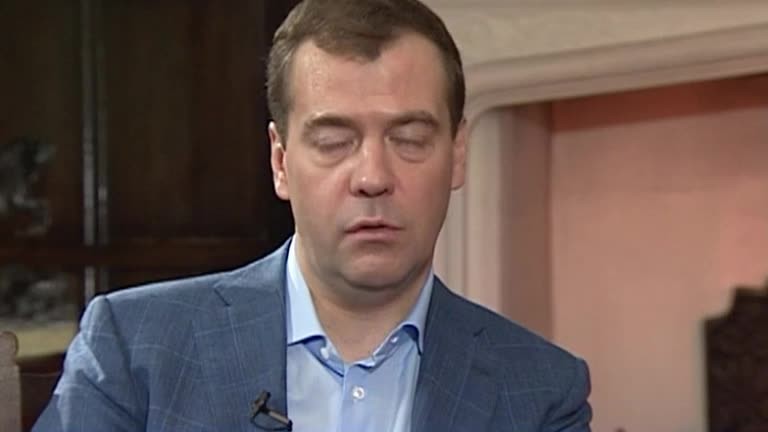 Никто так много не спит, как Дмитрий Медведев