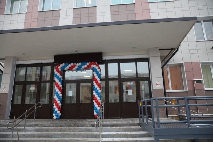 3. Обновленная 43-я поликлиника в Санкт-Петербурге принимает первых пациентов 