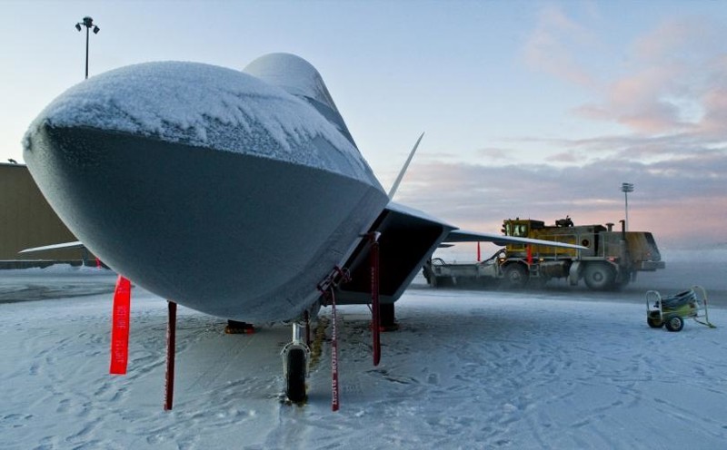 F-22 оказались непригодными для войны в дождь и жару