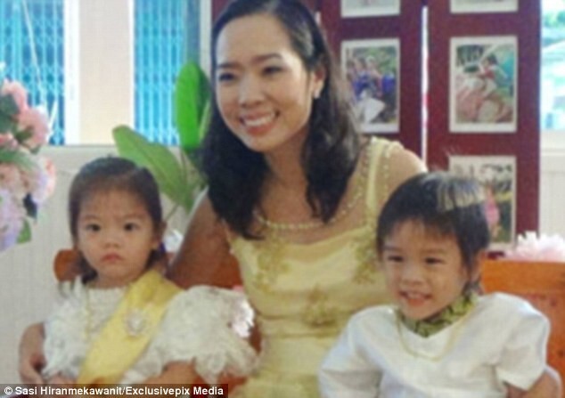Родители в Таиланде поженили трехлетних близнецов, убежденные, что в прошлых жизнях они были вместе