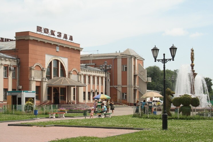 Привокзальная площадь.