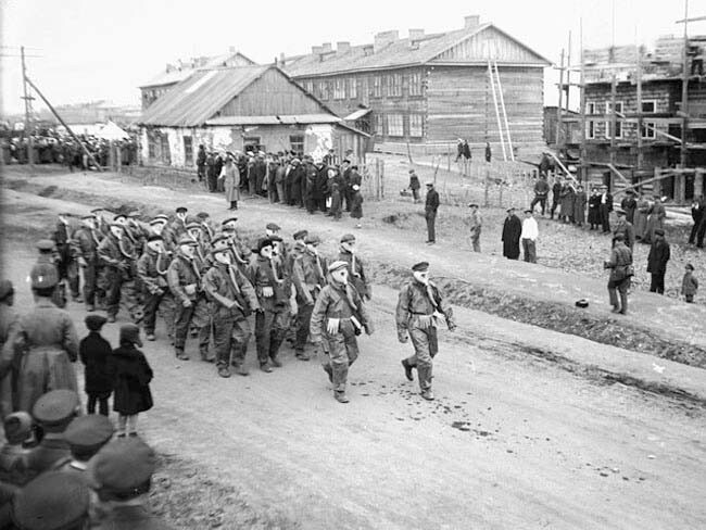 Отряд осоавиахимовцев, 1930 год.