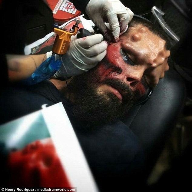 Венесуэлец отрезал себе нос, чтобы стать похожим на суперзлодея из комикса