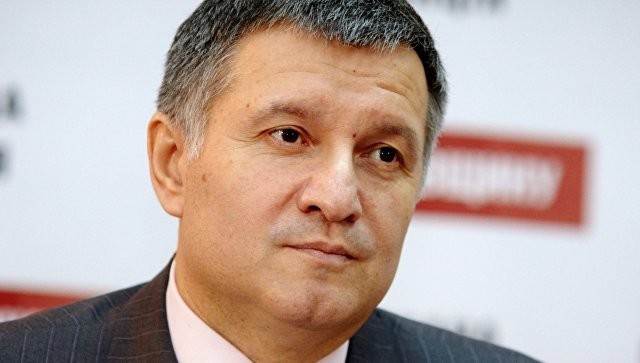 От чего бежал из Украины глава МВД Аваков?