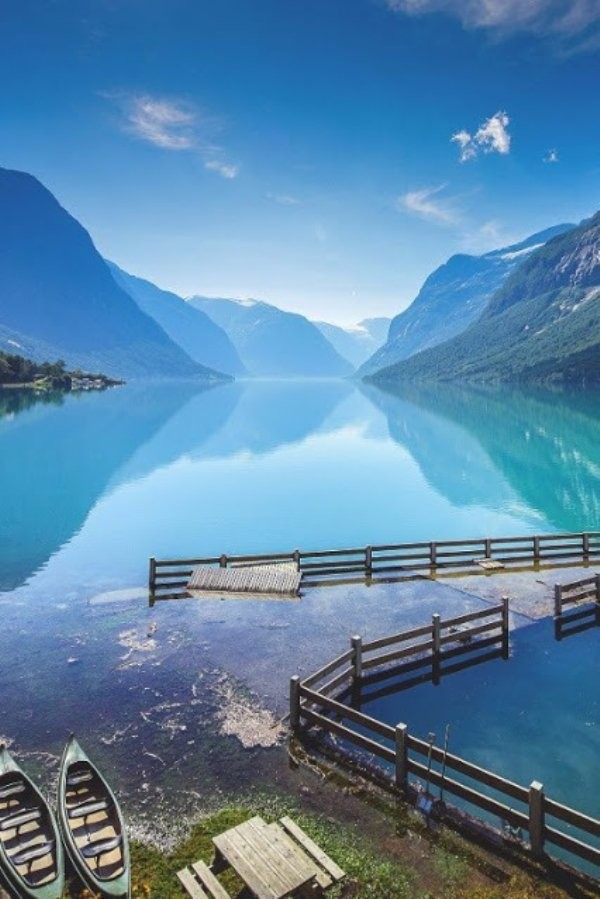 Озеро в Норвегии 